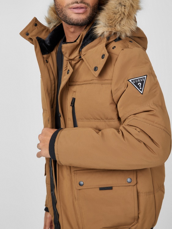 Guess какво Camel Duncan
