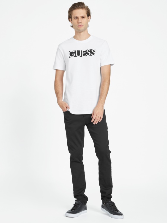 познайте чисто бяла тениска Чарли