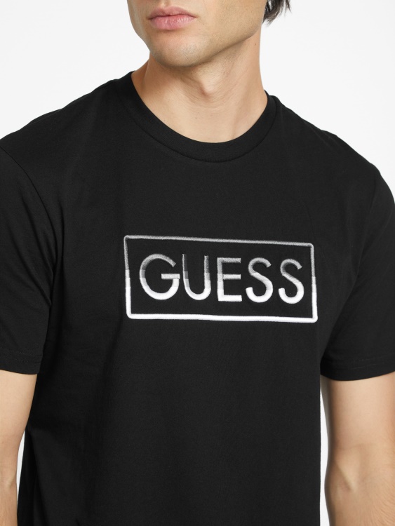 Guess черна тениска с лого на Хартли