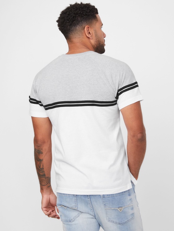 чисто бяла тениска Guess Kido Color-block