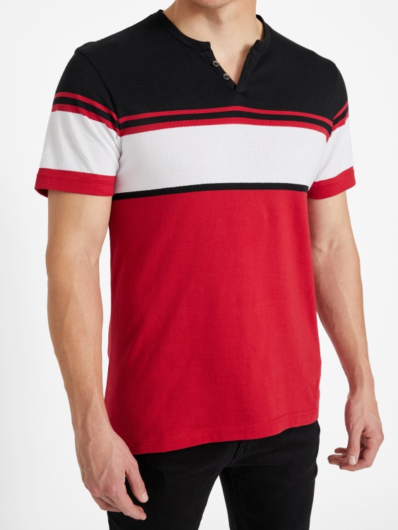 Guess Varsity червена тениска с цепки на много райета