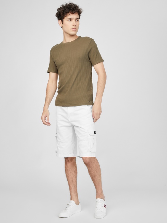 Guess Kargo къси панталони чисто бели