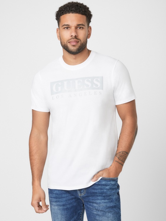 чисто бяла тениска с лого на Guess Greg