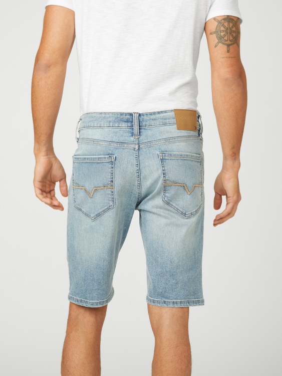 Guess средно унищожени дънкови шорти Burton за разкъсване и ремонт