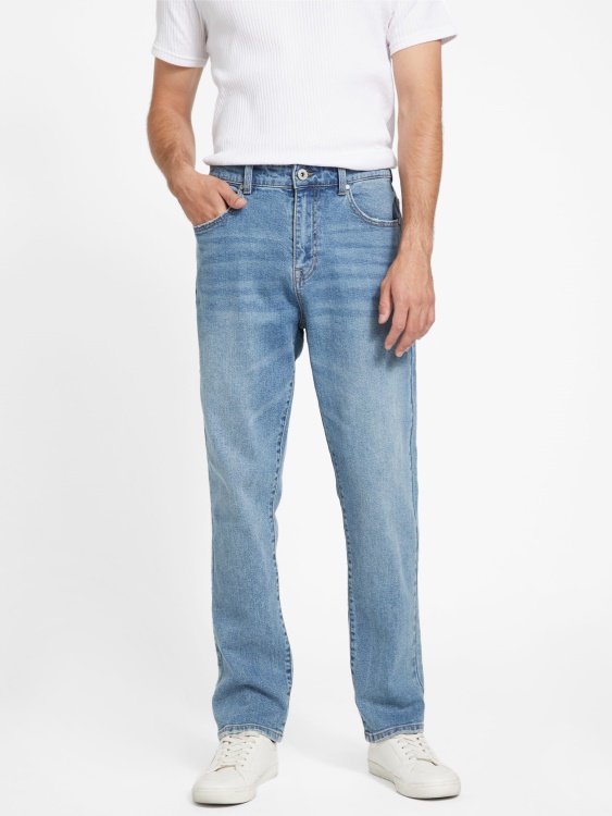 Guess Nicks прави дънки от 90-те средно изпирани