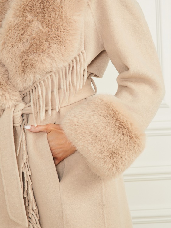 Guess Fawn Taupe Micky ресни и палто от изкуствена кожа