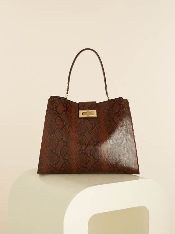 кафява кожена чанта с щампа на мония питон Guess