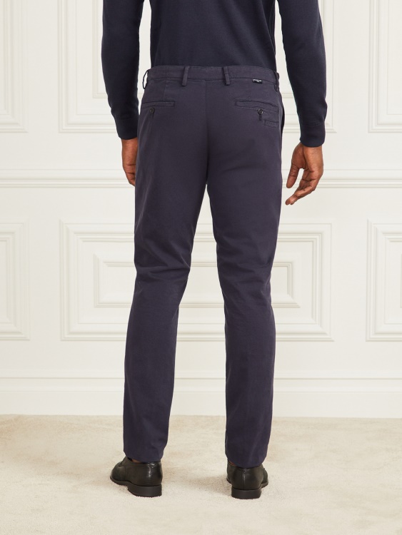 Eco Hugh Easy Chino панталон Guess син елегантен