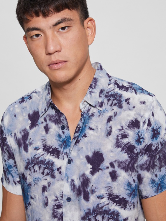 риза Guess Tie Dye Burst от екологична коприна Tie Dye Burst