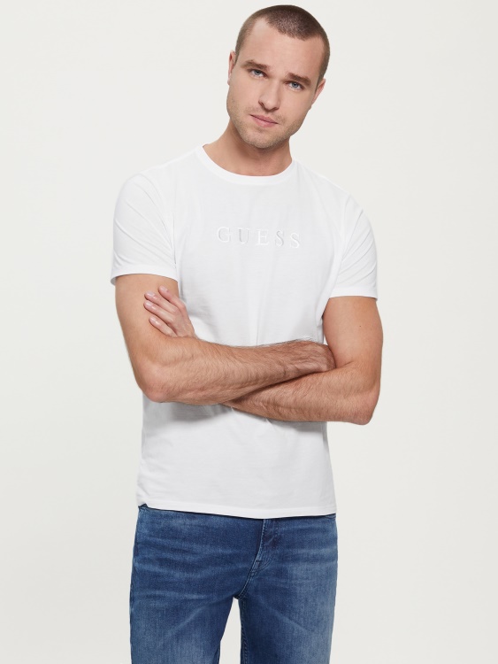 чисто бяла тениска с бродирано лого Guess