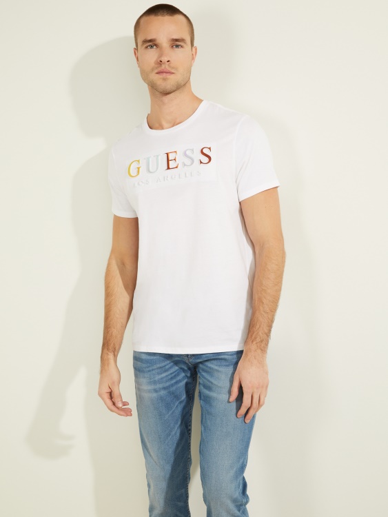 чисто бяла тениска с релефно лого Guess