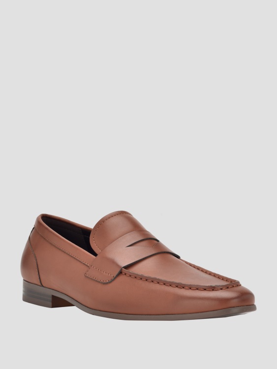 среднокафяви мокасини с рокля Kullen Guess
